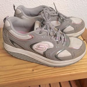 Vintage Sketchers Shape Ups Size 7
